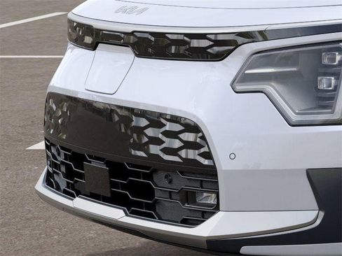 New 2025 Kia Niro Wave w/ Wave Preserve Package image 15