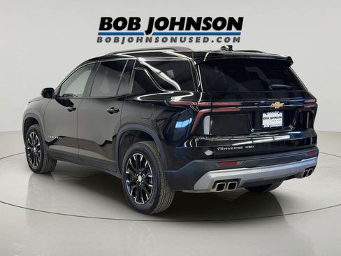 Used 2025 Chevrolet Traverse LT w/ Sun and Wheel Package AWD/4WD image 6