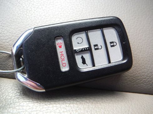 Used 2022 Honda Pilot EX-L image 42