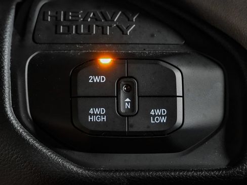 Used 2026 RAM 2500 Big Horn AWD/4WD image 25