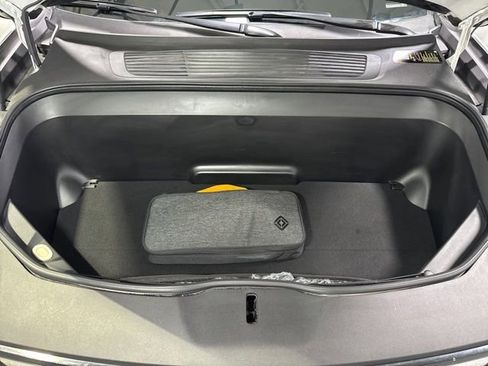 Used 2024 Rivian R1S Adventure AWD/4WD image 9