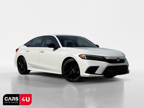 Used 2023 Honda Civic Sport image 1