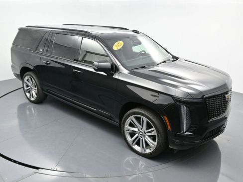 Used 2025 Cadillac Escalade ESV Sport Platinum image 51