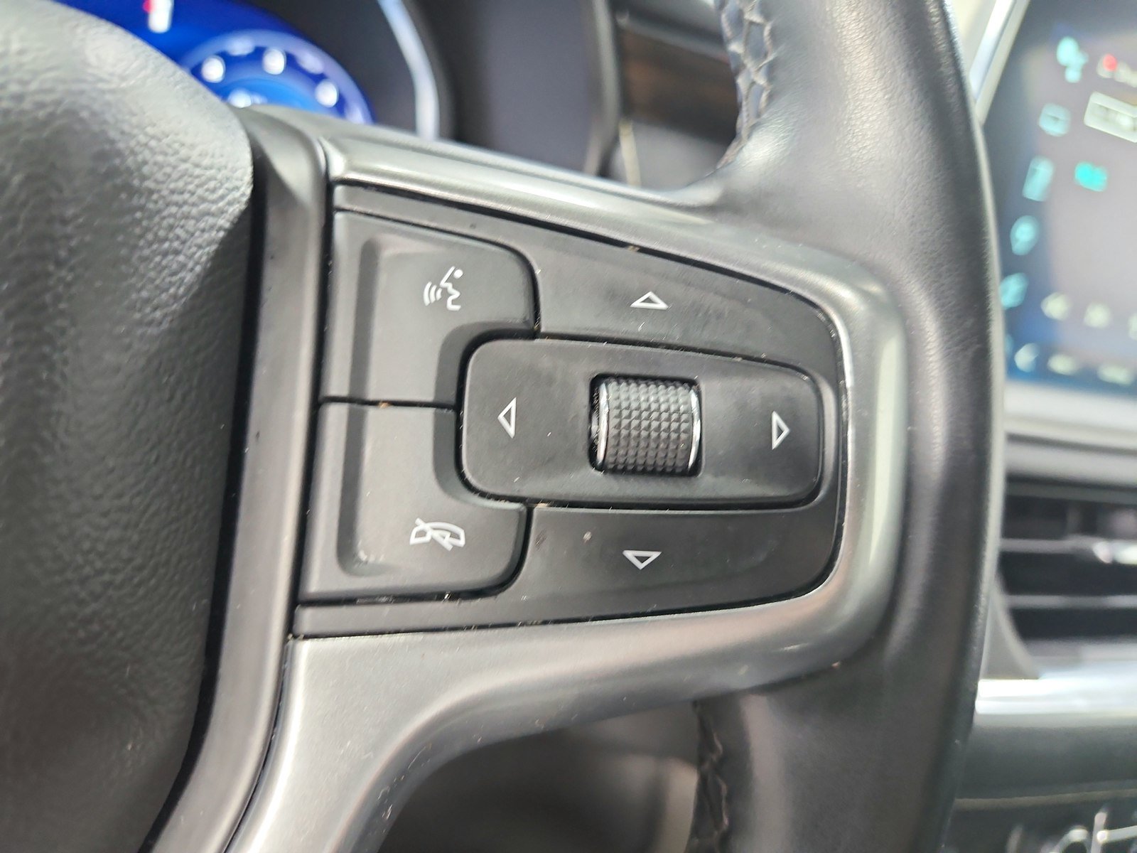 Used 2024 Chevrolet Tahoe Premier RWD image 24