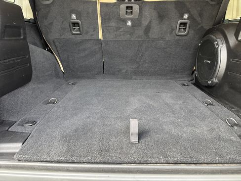 Used 2019 Jeep Wrangler Unlimited Rubicon image 33