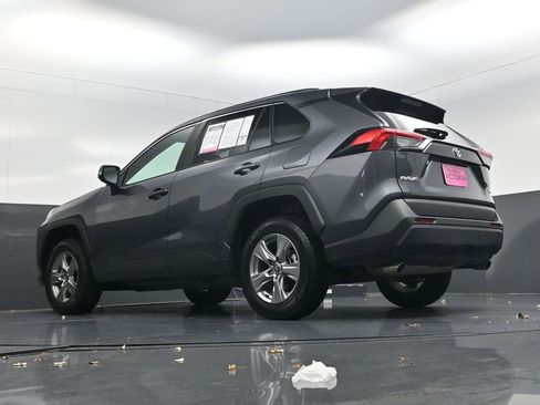 Used 2025 Toyota RAV4 XLE image 18