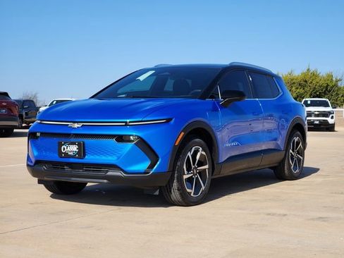 New 2026 Chevrolet Equinox EV LT image 5