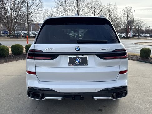 New 2026 BMW X7 xDrive40i w/ Executive Package image 4