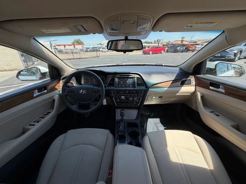 Used 2016 Hyundai Sonata SE FWD image 19