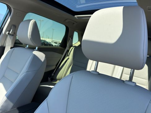 New 2026 Nissan Rogue SV AWD/4WD image 27