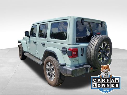 Used 2024 Jeep Wrangler Unlimited Sahara w/ Technology Group AWD/4WD image 7