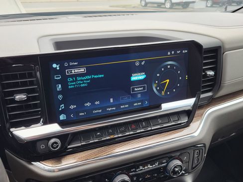 Used 2024 Chevrolet Silverado 1500 LT image 25