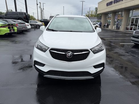 Used 2020 Buick Encore Preferred image 2