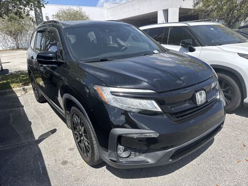Used 2020 Honda Pilot Black Edition image 2