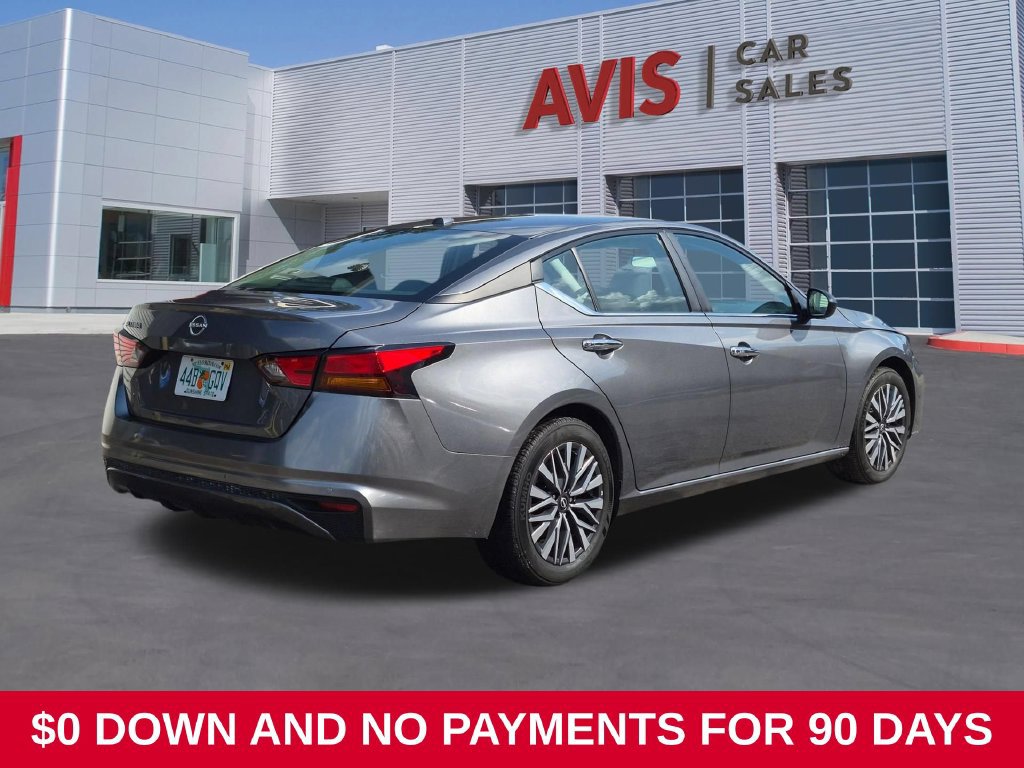 Used 2025 Nissan Altima 2.5 SV FWD image 6