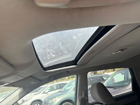 Used 2010 Honda CR-V EX image 5