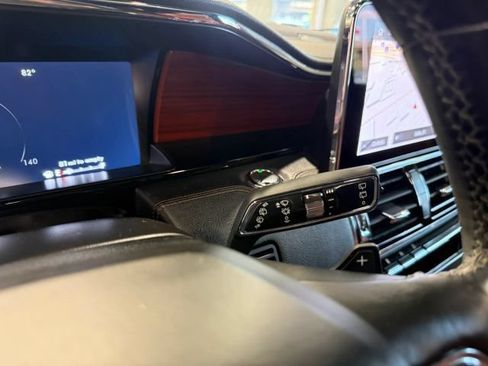 Used 2021 Lincoln Navigator L Reserve RWD image 23