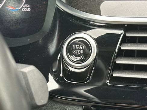 Used 2022 BMW 540i w/ M Sport Package image 22