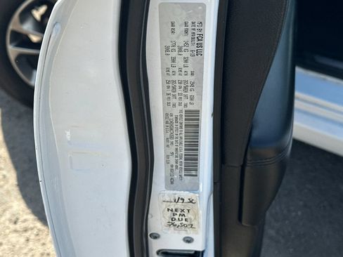 Used 2019 Dodge Durango GT RWD image 28