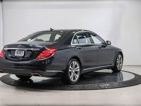 Used 2016 Mercedes-Benz S 550 Sedan image 4