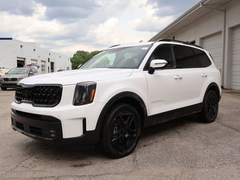 Used 2025 Kia Telluride SX X-Line AWD/4WD image 4