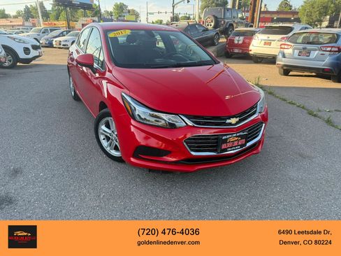 Used 2017 Chevrolet Cruze LT w/ Convenience Package FWD image 1