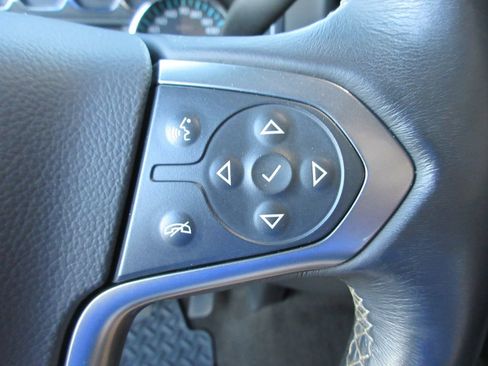 Certified 2018 Chevrolet Silverado 1500 LT AWD/4WD image 26