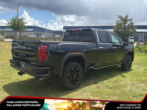 New 2026 GMC Sierra 2500 Denali Ultimate AWD/4WD image 7