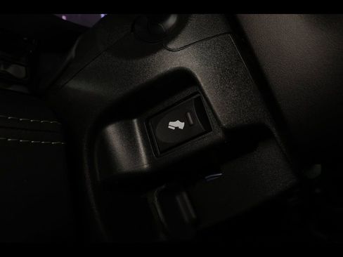 New 2026 RAM 2500 Limited AWD/4WD image 32