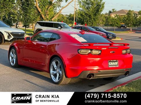 Used 2020 Chevrolet Camaro SS RWD image 5