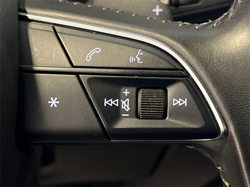 Used 2019 Audi Q8 Premium Plus image 22