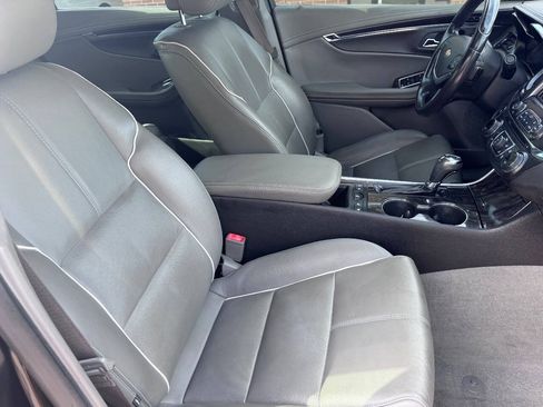 Used 2014 Chevrolet Impala LTZ FWD image 18