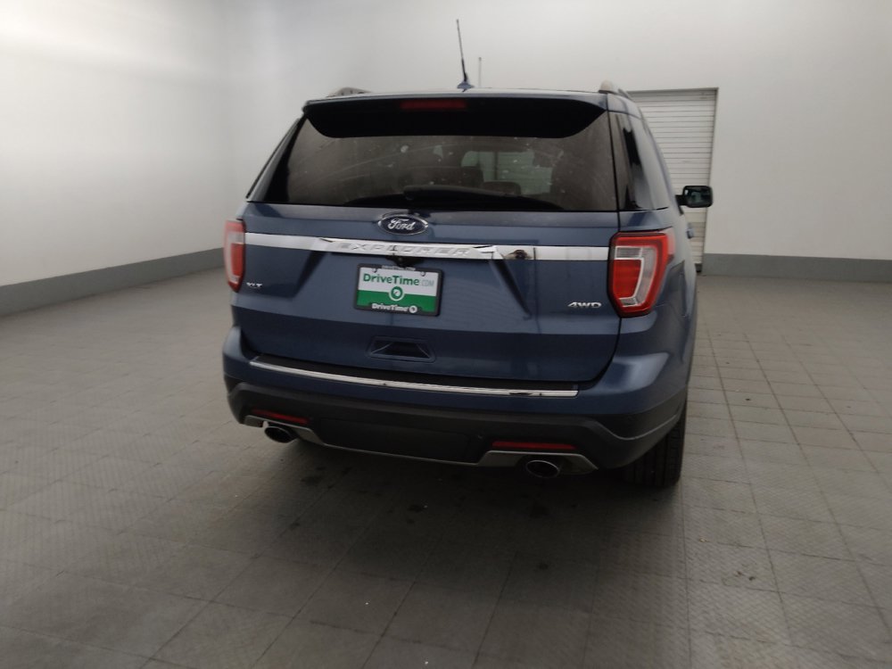 Used 2018 Ford Explorer XLT w/ Equipment Group 201A AWD/4WD image 7