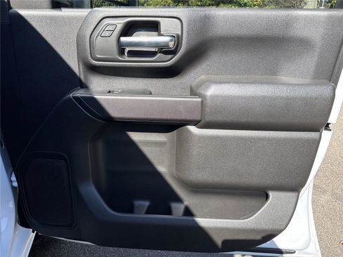 Used 2024 GMC Sierra 2500 Pro w/ Convenience Package image 23