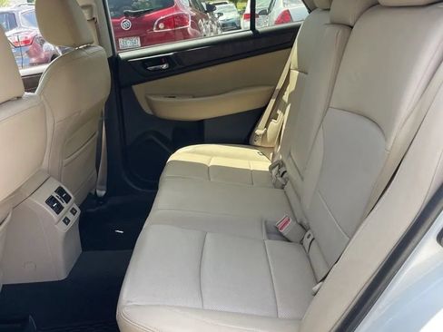 Used 2015 Subaru Outback 2.5i Limited AWD/4WD image 24