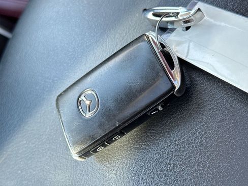 Used 2023 MAZDA CX-5 Carbon Edition image 29