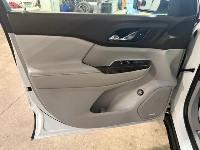 Used 2017 GMC Acadia SLT AWD/4WD image 45