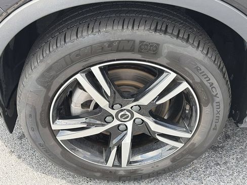 Used 2025 Volvo XC40 B5 Core AWD/4WD image 30