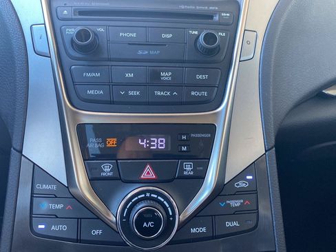 Used 2014 Hyundai Azera Limited w/ Option Group 02 FWD image 27
