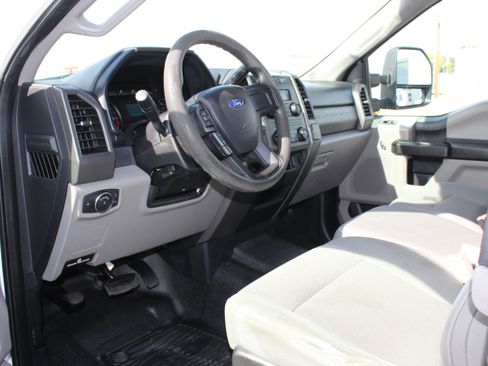 Used 2019 Ford F350 XL w/ Power Equipment Group image 21