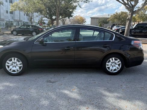 Used 2012 Nissan Altima 2.5 image 1
