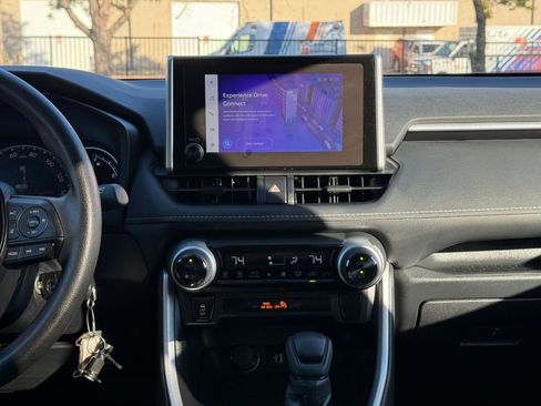 Used 2025 Toyota RAV4 LE image 18