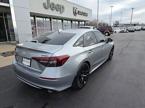 Used 2026 Honda Civic Sport image 9