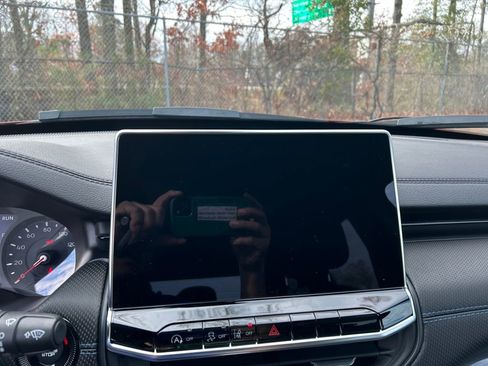 New 2026 Jeep Compass Latitude image 15