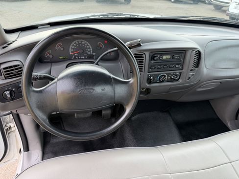 Used 1999 Ford F150 2WD Regular Cab image 16