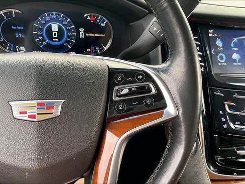 Used 2017 Cadillac Escalade Premium Luxury RWD image 23