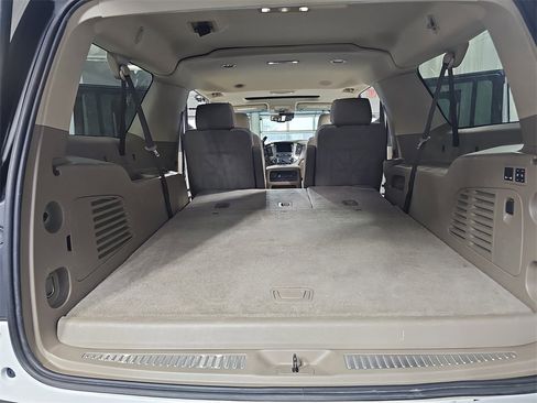Certified 2017 Chevrolet Suburban Premier image 18