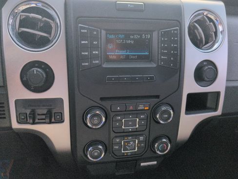 Used 2014 Ford F150 XLT w/ Equipment Group 302A Luxury AWD/4WD image 13