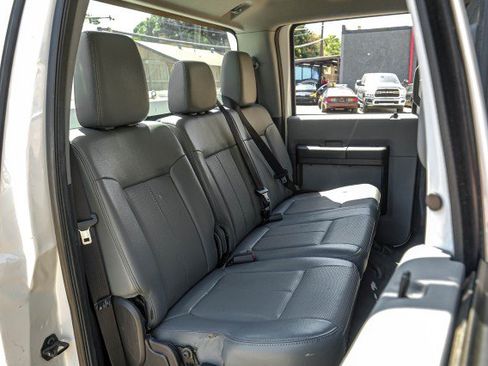 Used 2016 Ford F250 XL w/ Power Equipment Group RWD image 38