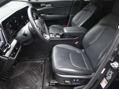 Used 2024 Kia Sportage EX FWD image 18
